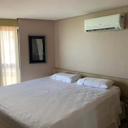 Flat No Iate Plaza * Fortaleza (Ceara)